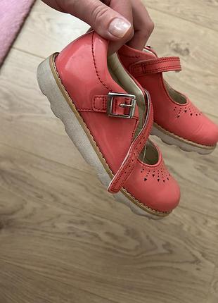 Туфлі від clarks