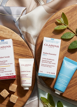 Зволожуючий та оновлюючий набір догляду clarins (скраб 5 мл + крем 5 мл)