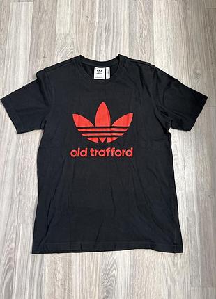 Футболка чоловіча adidas