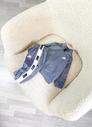 Костюм nike 3-6м