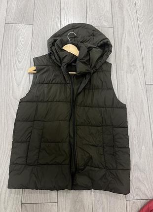 Жилетка zara