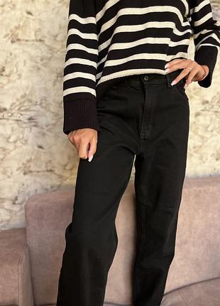 Стильні чорні жіночі джинси mom fit