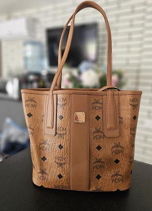 Новый мини шоппер mcm liz reversible shopper оригинал люкс / брендовая сумка visetos cognac.