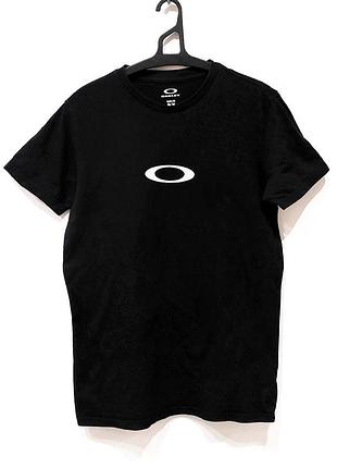 Футболка oakley slim fit, размер m