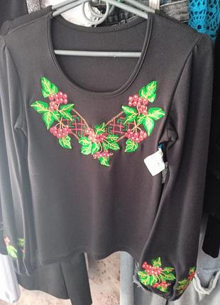 Вишиванка підліткова чорна з вишивкою, розмір 40/42