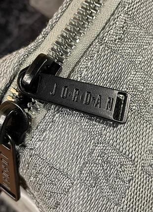 Дорожня сумка jordan текстильна сіра 5