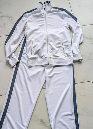 Спортивний костюм 2
