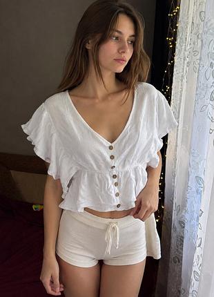 Блуза біла