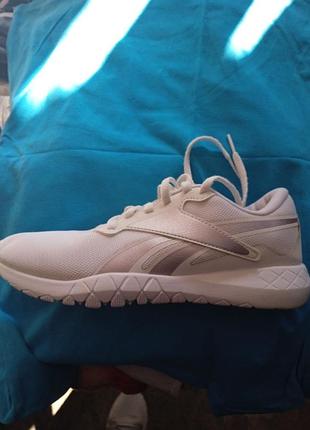 Кросівки жіночі reebok білі, розмір 37.5