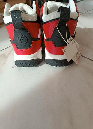 Кроссовки высокие от бренда zara 3