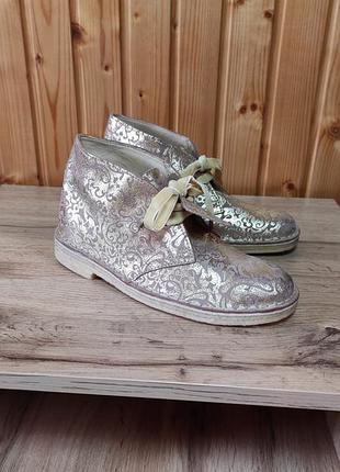 Культові черевики дезерти нові натуральна шкіра clarks оригінал!!!