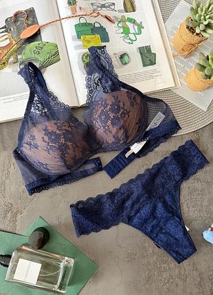 Красивий комплект білизни з push-up від intimissimi