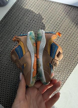 Оригинальные кроссовки детские кожаные clarks 6