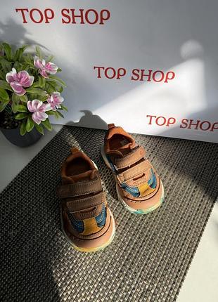 Оригинальные кроссовки детские кожаные clarks 8