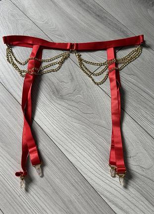 Пояс до чулок панчох з ланцюгами