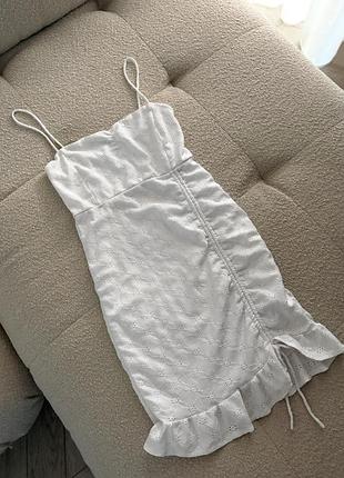Біла сукня прошва bershka 6