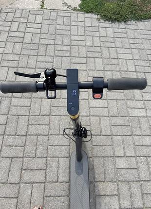 Xiaomi mi electric scooter essential 2