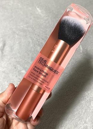 Кисть для пудры real techniques everything face makeup brush (rt 245) в упаковке новая 4