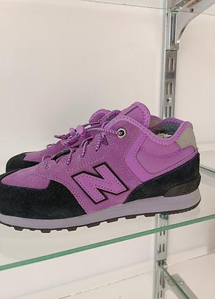 Фиолетовые кроссовки модели new balance 574h