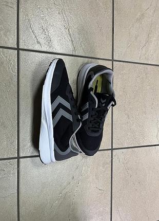 Кросівки hummel 40,5 р 3