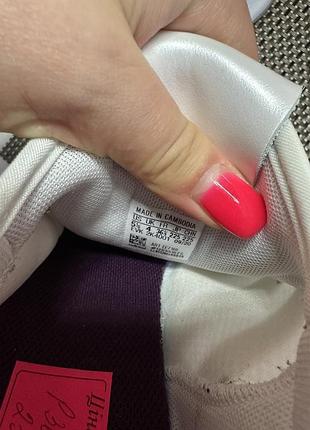 Оригінальні кросівки adidas 3