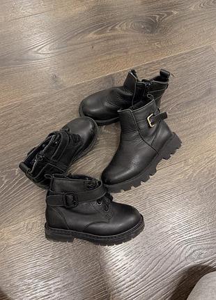 Шкіряні дитячі черевички zara 22 і 23