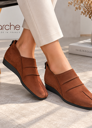 Arche made in france — стильные ботильоны на танкетке, молния сзади, стелька 25 см