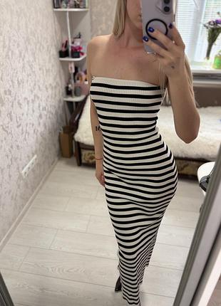 Приталена сукня bershka 2