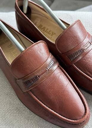 Вінтажні шкіряні лофери bally 2