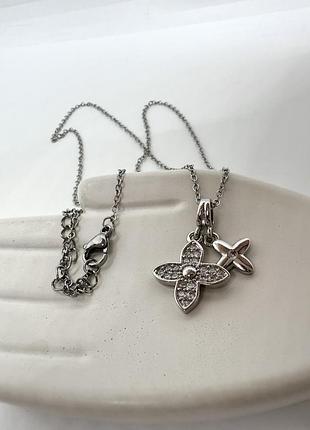 Підвіска з квіткою monogram flower тренд 2026 5