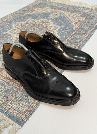 Туфлі дербі loake