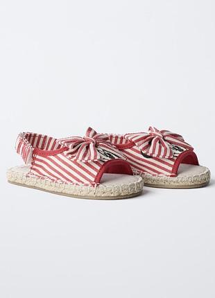 Нові босоніжки zara, розмір 26, 28