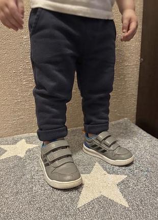 Кросівки adidas