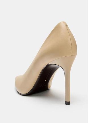 Кожаные туфли на каблуке zara 6