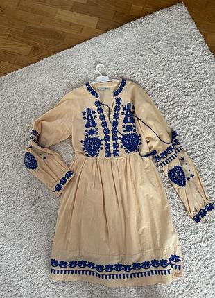 Вишита сукня м