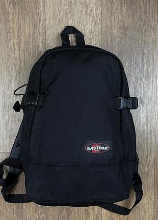Рюкзак eastpak чорний спортивний маленький портфель сумка