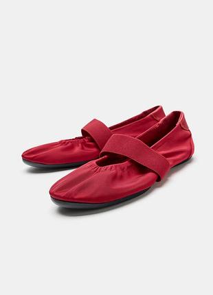 Спортивные балетки с эластичным ремешком zara