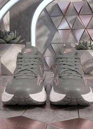 Nike v2k run темно серые с розовым 3