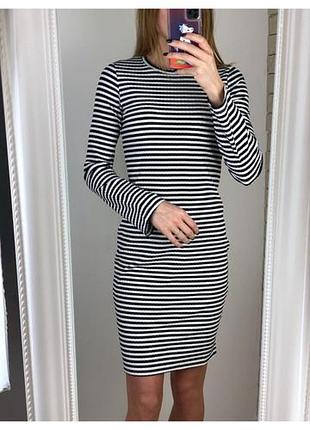 Сукня  в рубчик h&m, розмір m-l.