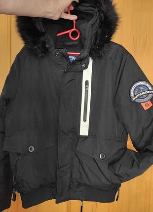 Стильная фирменная зимняя мужская куртка-бомбер superdry everest bomber в черном цвете.л