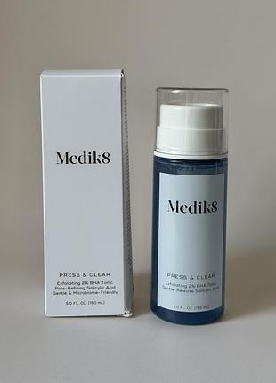 Medik8 - press & clear exfoliating 2% bha tonic - відлущувальний тонік із 2% саліциловою кислотою, 150 ml