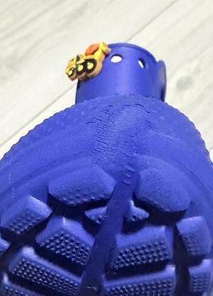 Чоботи з ручками crocs c7 14 см 7