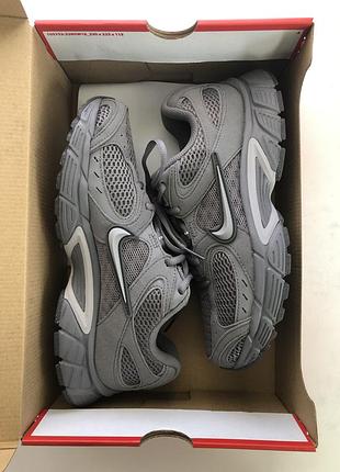 Кросівки чоловічі nike v5 rnr ii6292-006 40 (7 us) сірі