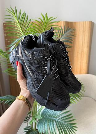 Off-white be right back black