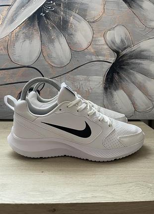 Кросівки nike todos