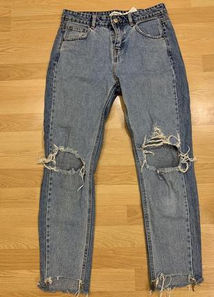 Модные ,рваные джинсы mom 28
