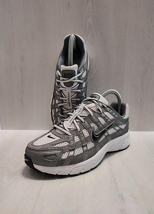 Кросівки nike 37,5- устілка 23,5 см
