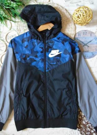 Крутая столянная ветровка nike 2