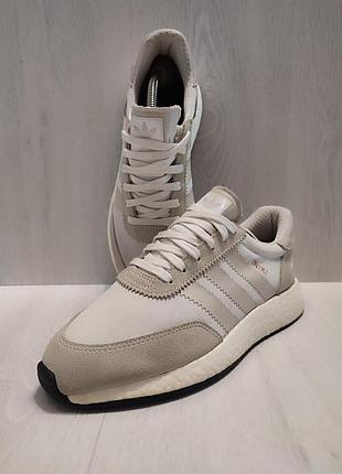 Кроссовки adidas iniki 40,5- стелька 25,5 см