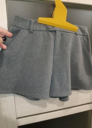 Сірі фактурні спідниця-шорти зара zara